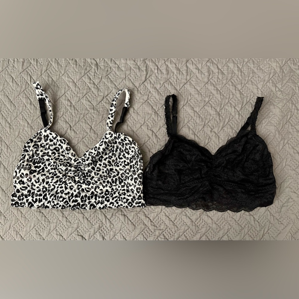 NWOT VS Pink Lace Bralette Bundle of 2 - Size M